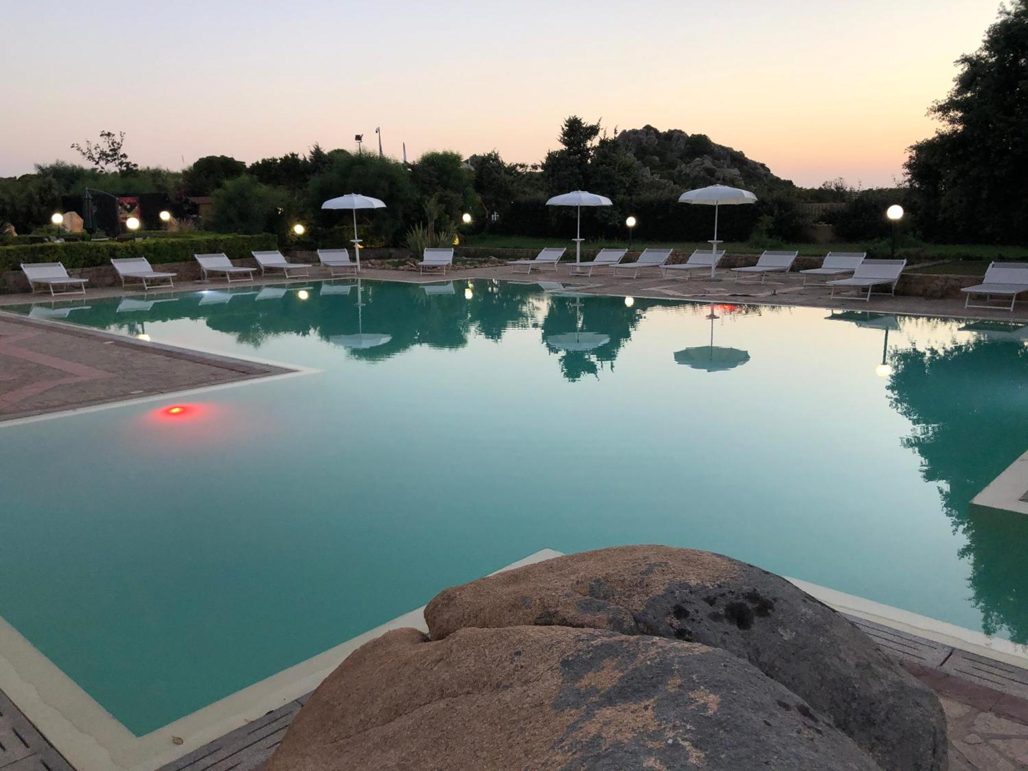 Gravina Resort & Apartments Costa Paradiso Exterior photo